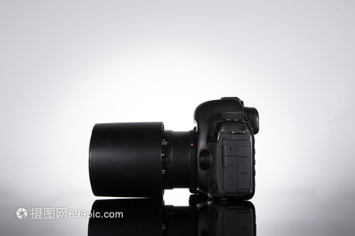 相機與微距鏡頭視角下的新能源技術開發